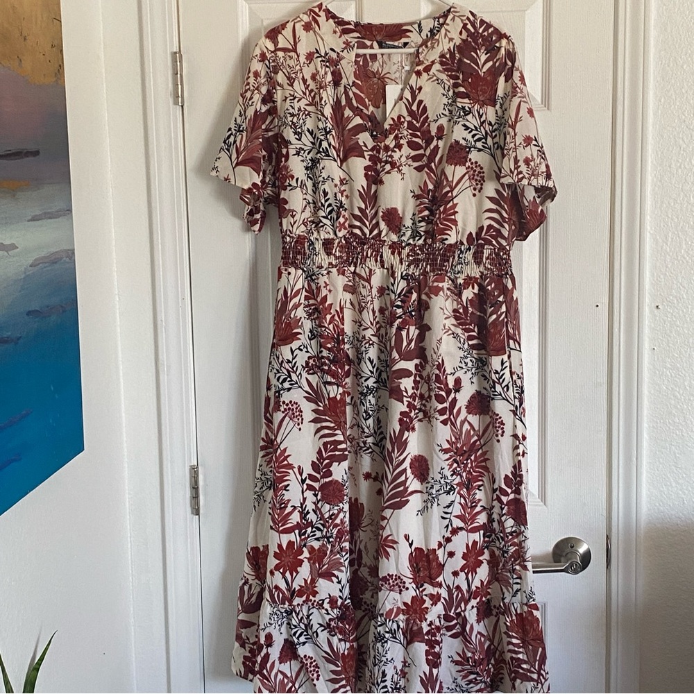 BloomChic Floral Shirred waist Dress Plus Size 18-20
